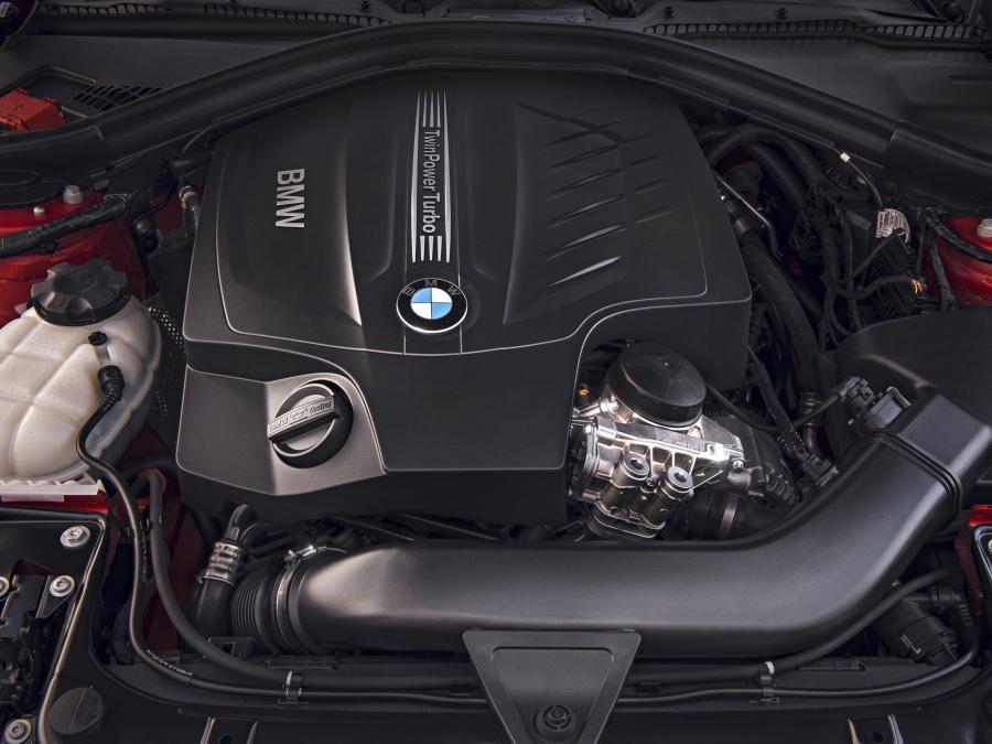  BMW 435i Coupe Sport Line 2013 года  (фото 12 из 28)